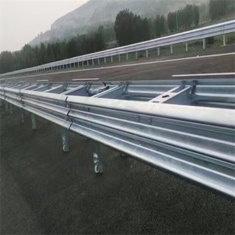 防撞端頭